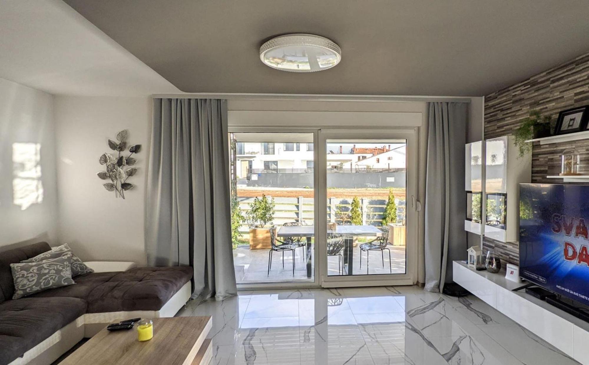 Villa Lily Galizana Экстерьер фото